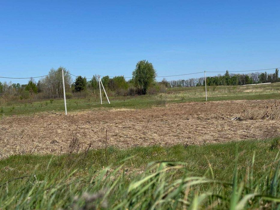 Терміновий продаж 15 соток біля озера