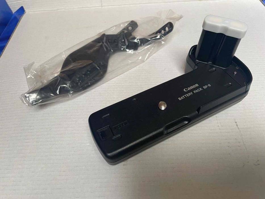 Canon Battery Pack BP‑8 + Cartão SD Canon 16MB – Novo, nunca usado