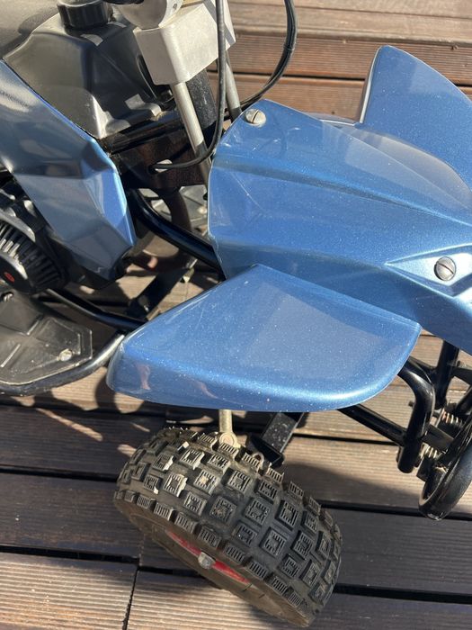 Moto 4 para criança