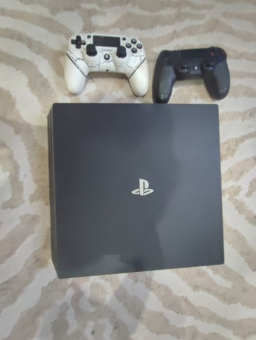 PS4 pro excelente estado mais jogos