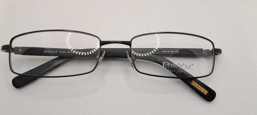 Nowe okulary oprawki BeYu zawiasy flex