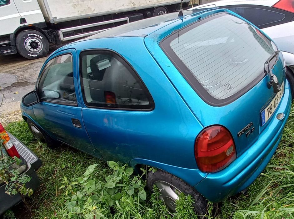 Opel corsa 1.5 5 lugares