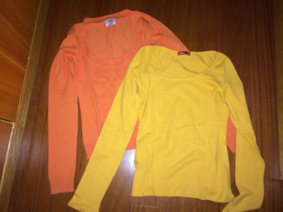 2 camisolas com pouco uso