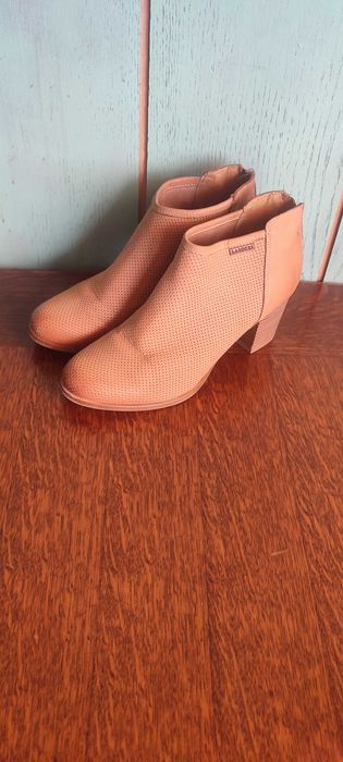 Buty damskie Lasocki skóra r37