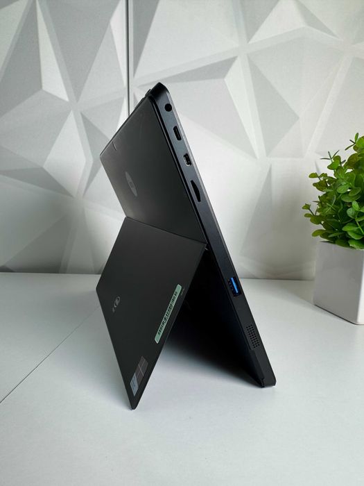 Планшет 2-в-1 Linx 12V64EDU / Atom x5-Z8330 / 4GB / 64GB / 12" Full HD Touch