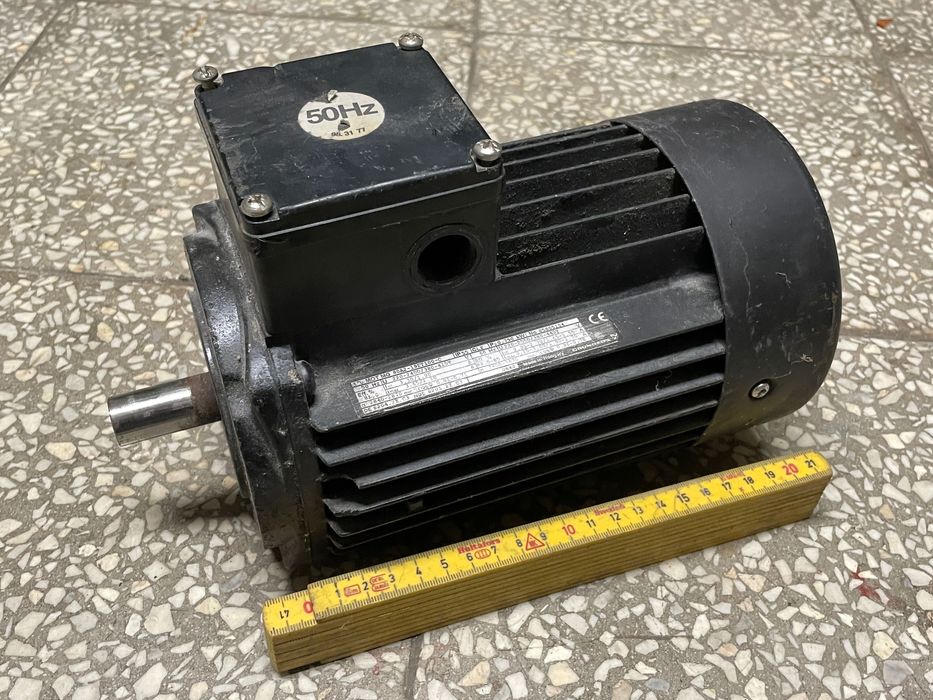 Silnik elektryczny GRUNDFOS  0,75kw 2800obr/min