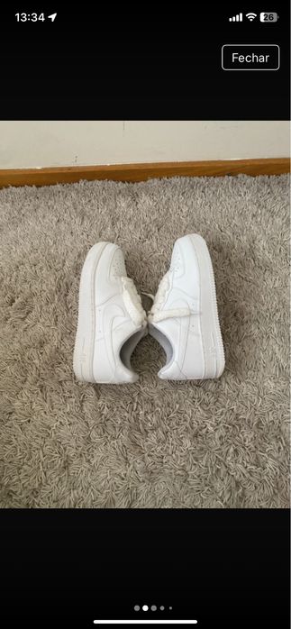 Tenis brancos em bom estado