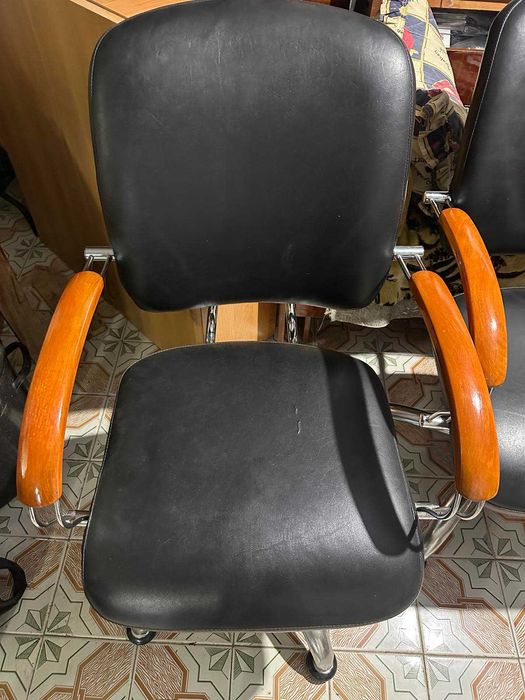 Перукарське крісло