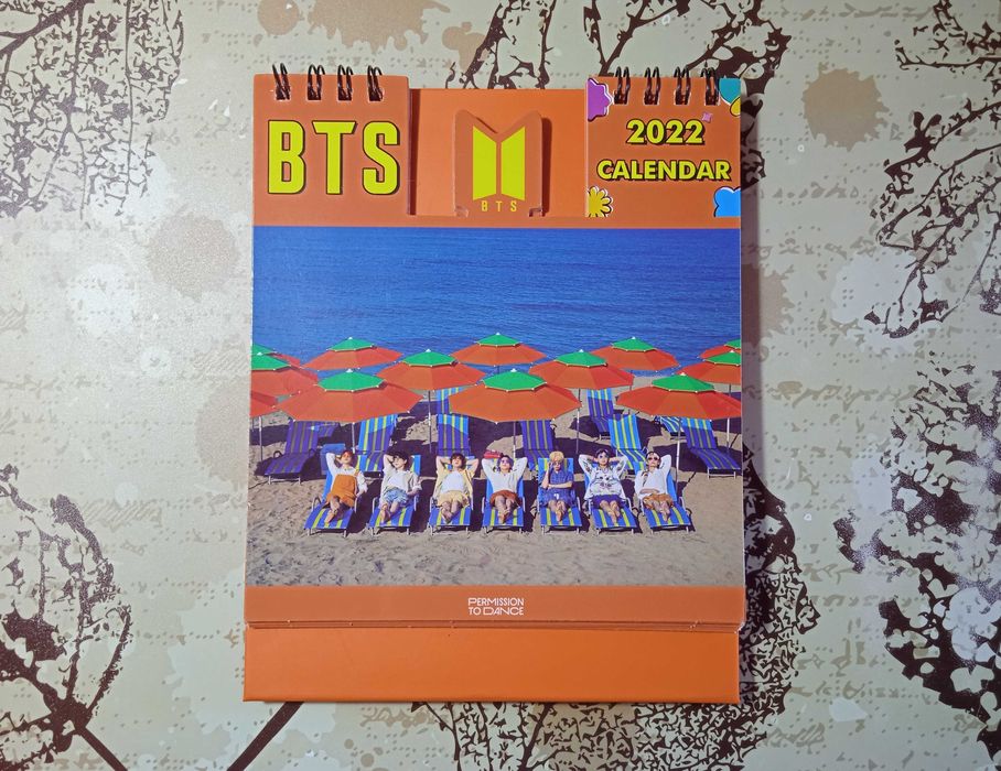 Календарь с фото к поп группа BTS