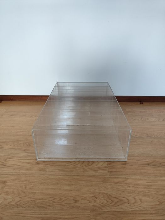 Caixa acrílica para vitrine/expositor