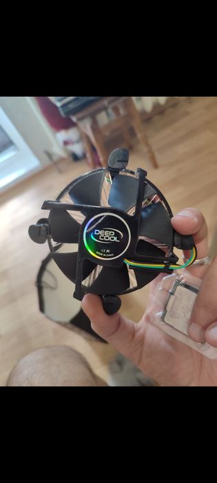 Процесор з кулером