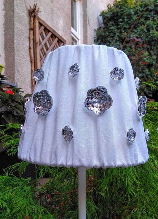 Lampka w stylu glamour