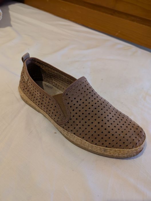 Sapatilhas de Primavera/Verão em castanho