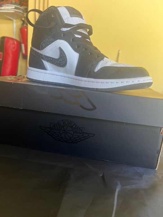 Air Jordan 1 MID SE