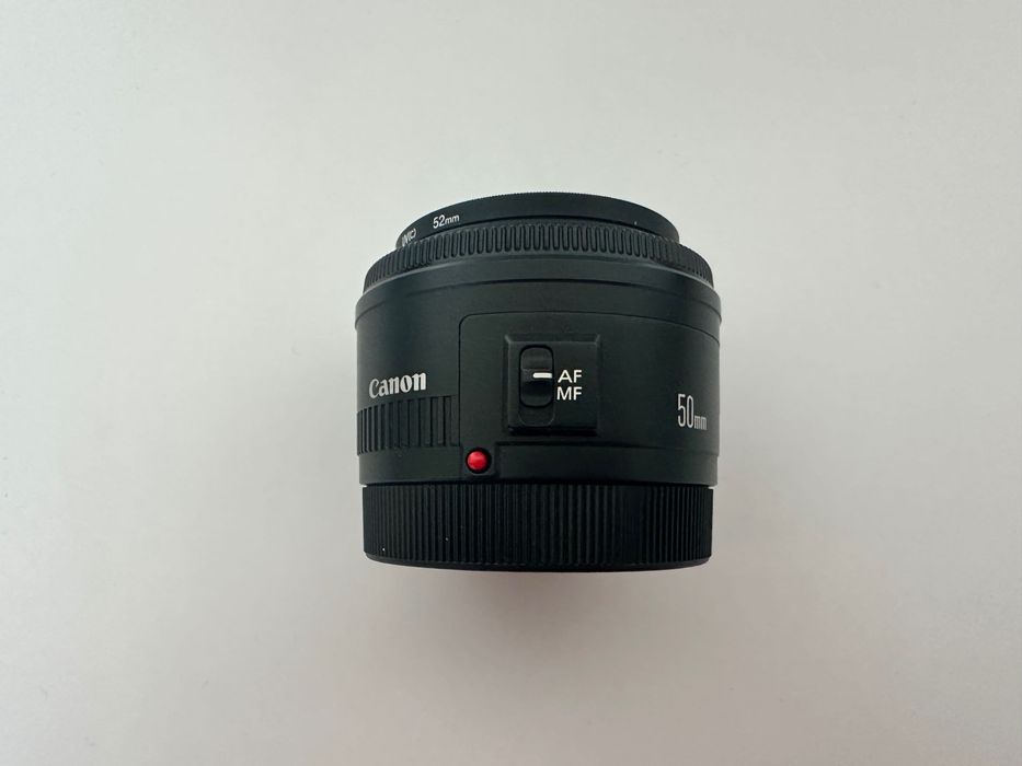 объектив canon 50mm f 1.8 з фільтром