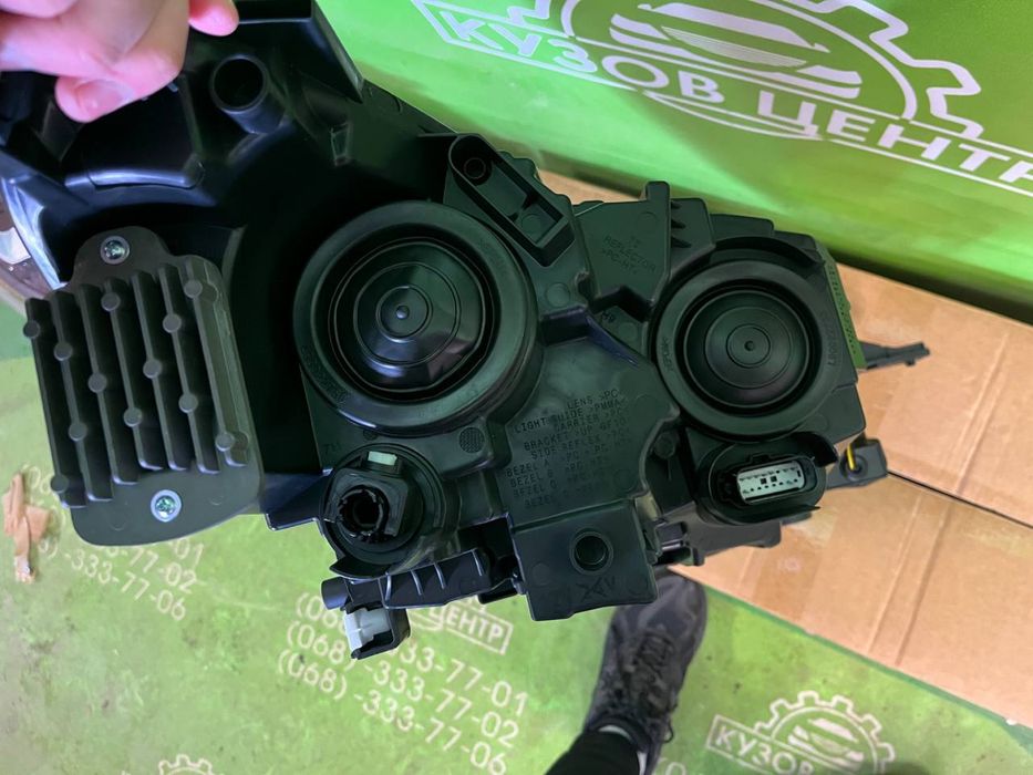 Фара левая + правая Ford Escape/Kuga mk4 2020-2024 фари фары З ДХО!