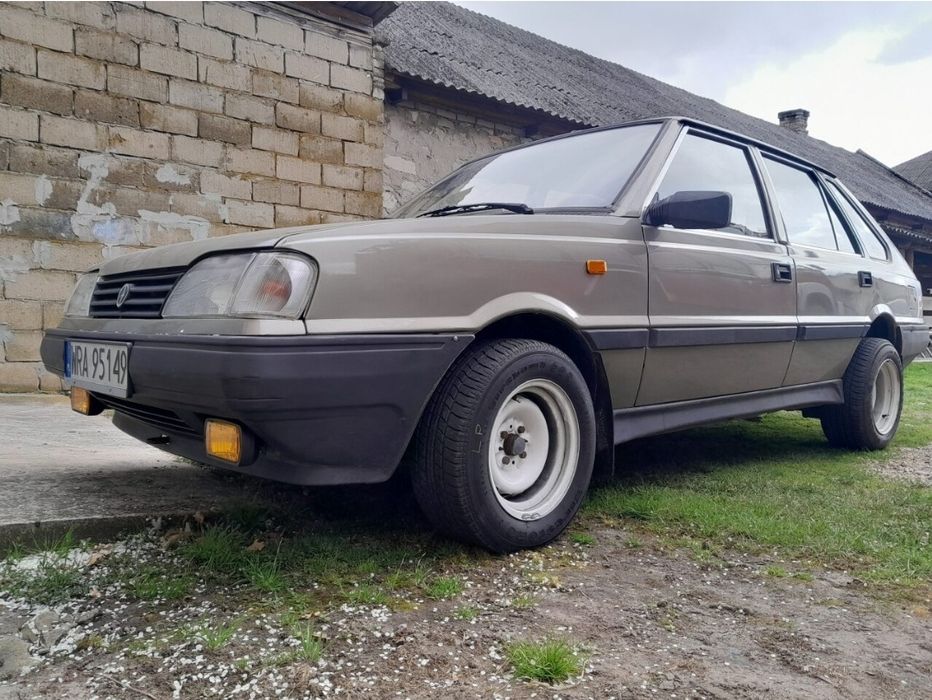 Polonez Caro 1.6 Gli