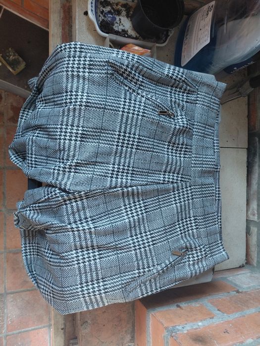Calções de Senhora em muito bom estado geral. Tamanho:XL