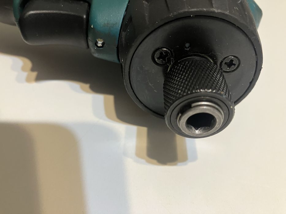 Wkrętarka makita DF033D