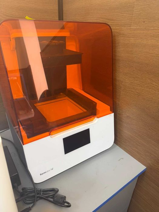 Стоматологічний Принтер 3D Formlabs Form 3B+