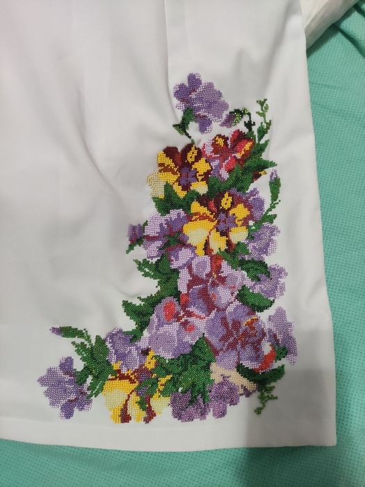 Вишите плаття бісером