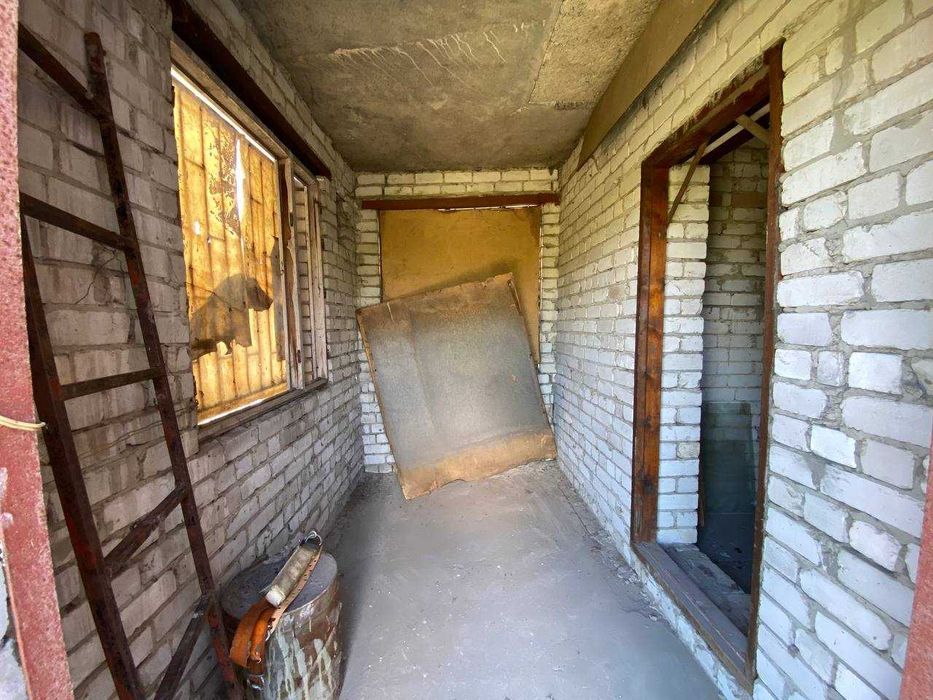 Продам кирпичный дом 100 м2 Подгородное участок 13,6 соток - More