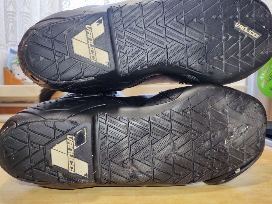 Мотоботи Vanucci RV6