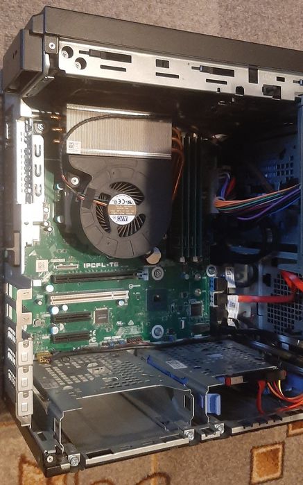 Робоча станція DELL Precision 3630 з рідким процесором E2186G