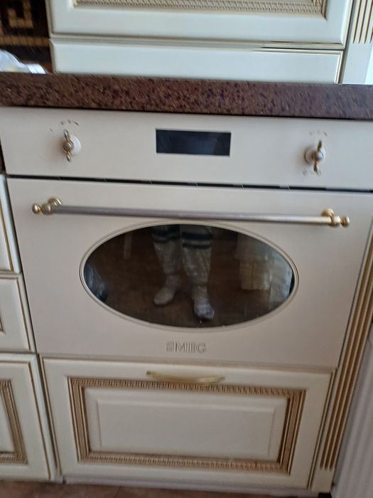 Продам духовой шкаф Smeg SCP 805-8 и микроволновку SC 845MP