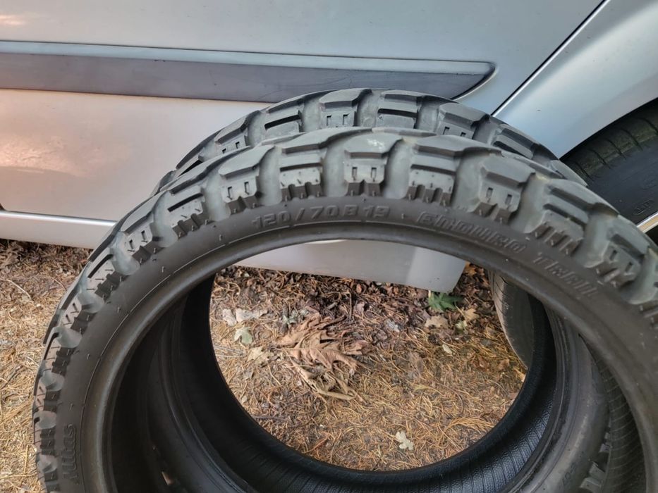 Vendo pneus provenientes de uma KTM 1290