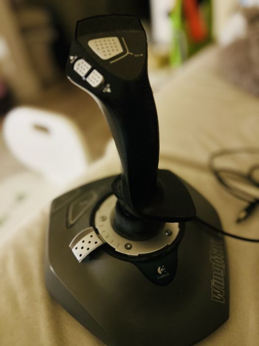 джойстик Logitech WingMan Attack 2