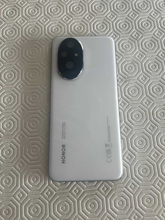 Honor 200; 512GB