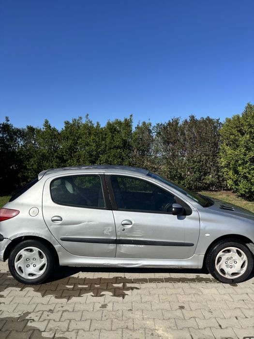 Peugeot 206 2003 — photo 2