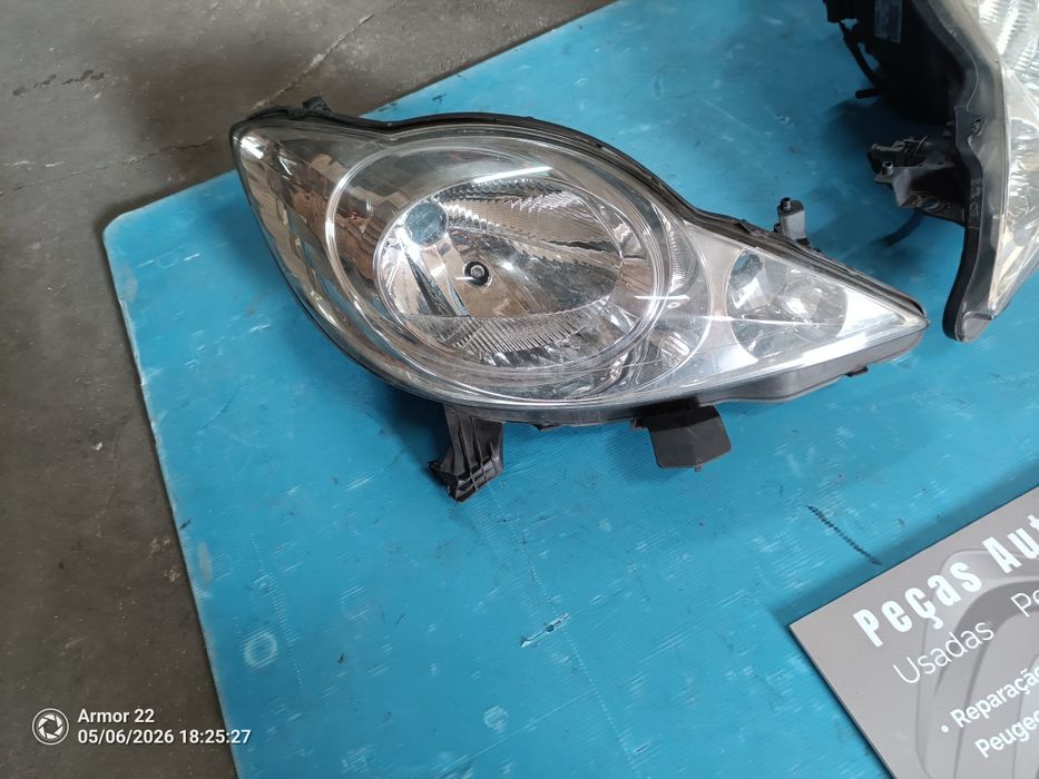 Farol ou óptica Peugeot 107