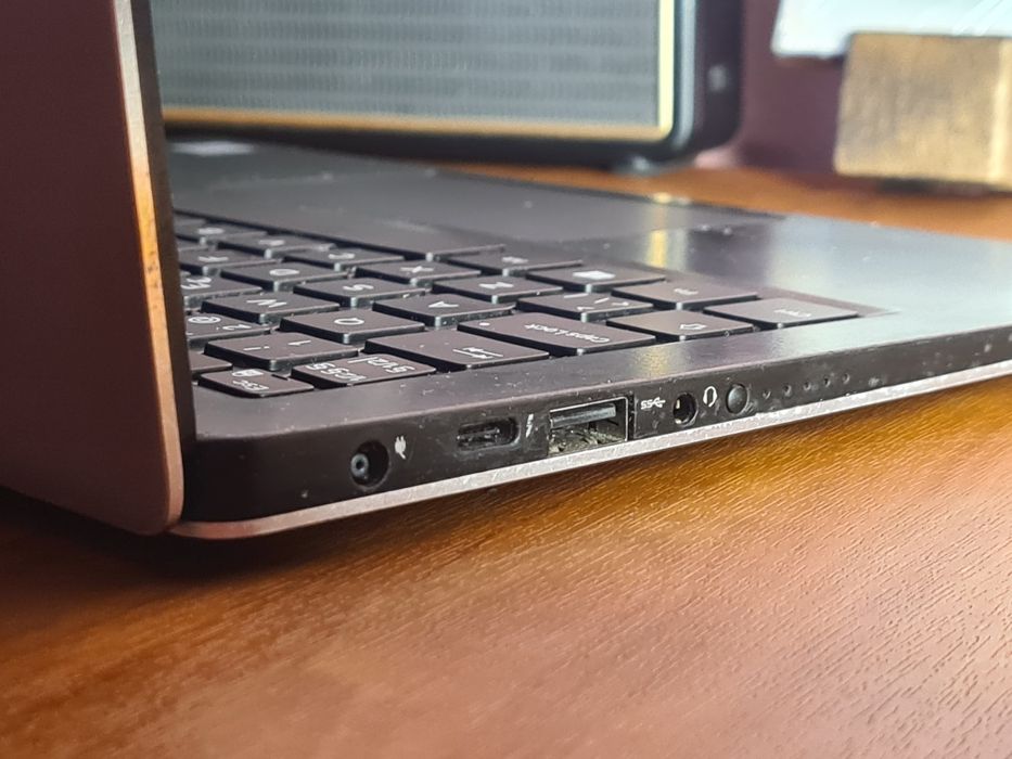 Ультрабук DeLL XPS 13 9350 i7 8/256