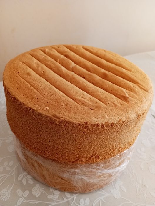 Пропоную домашні бісквіти