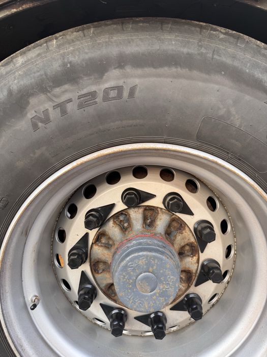 Напівпричіп Самоскид Щеповоз 93 куба