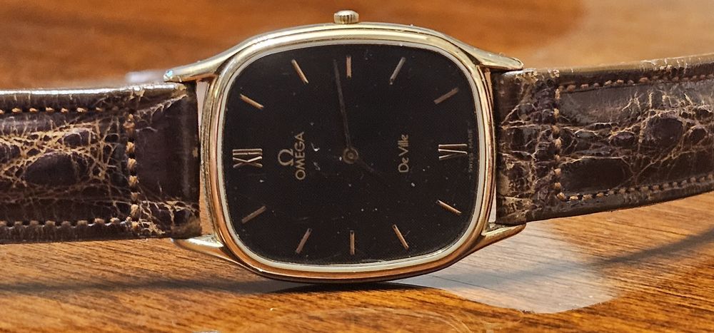 Omega De Ville  kwarcowy