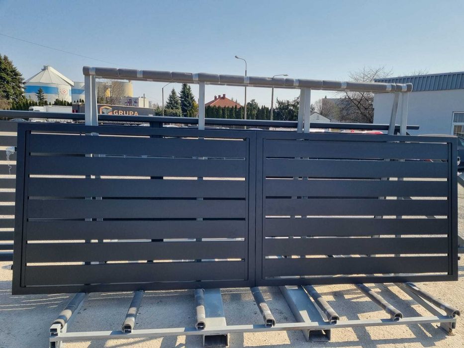 Tanio Ogrodzenia panelowe 3D Kompleksowo Wycena Transport Montaż