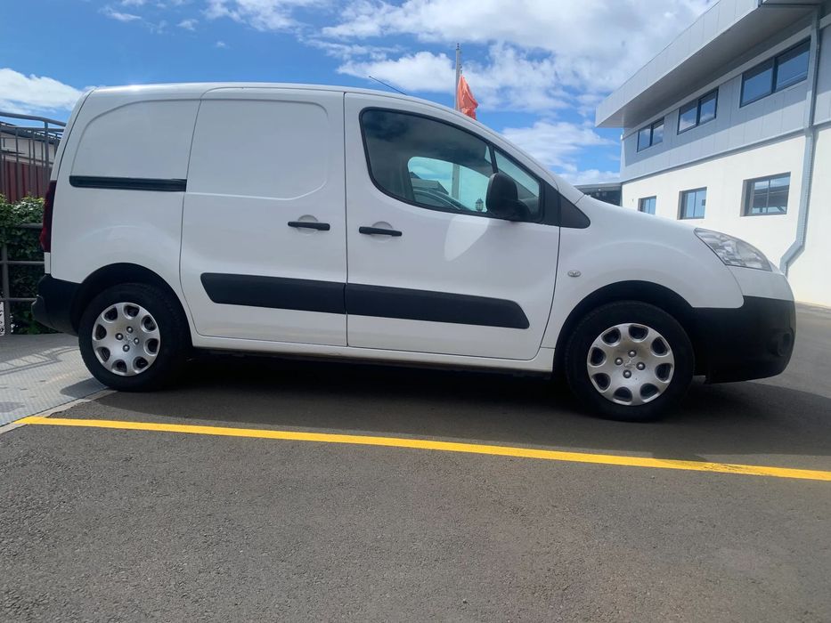 Peugeot Partner 1.6 HDi Confort foto 2