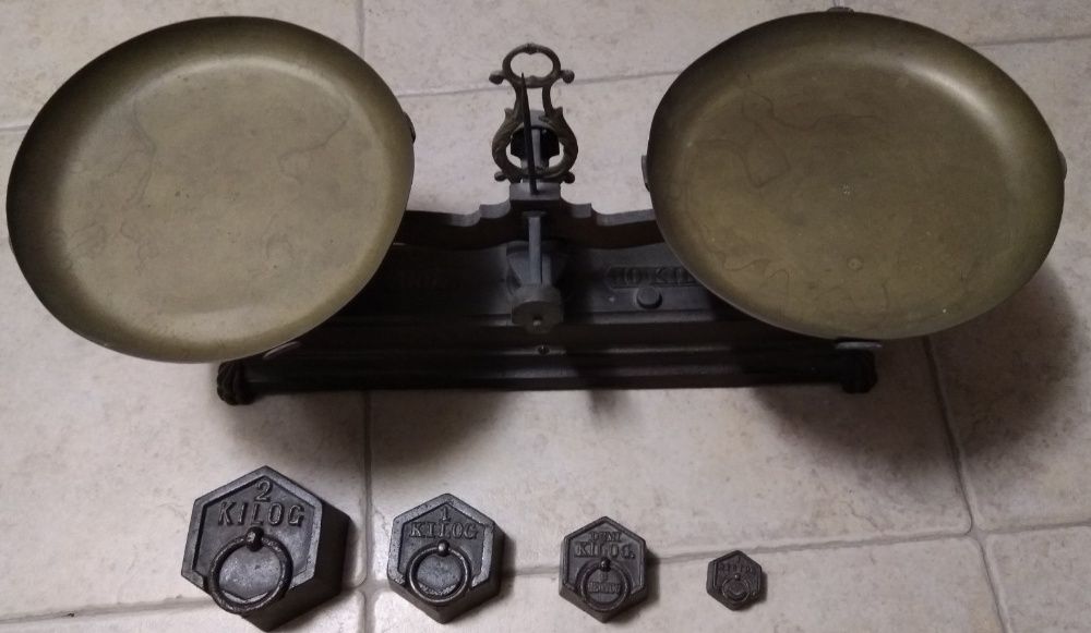 Balança antiga, mecânica, marca "Force" 10 Kg