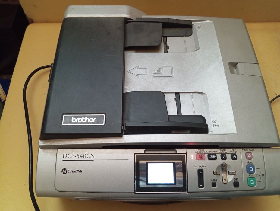 impressora multifunções a cores Brother DCP-540CN.