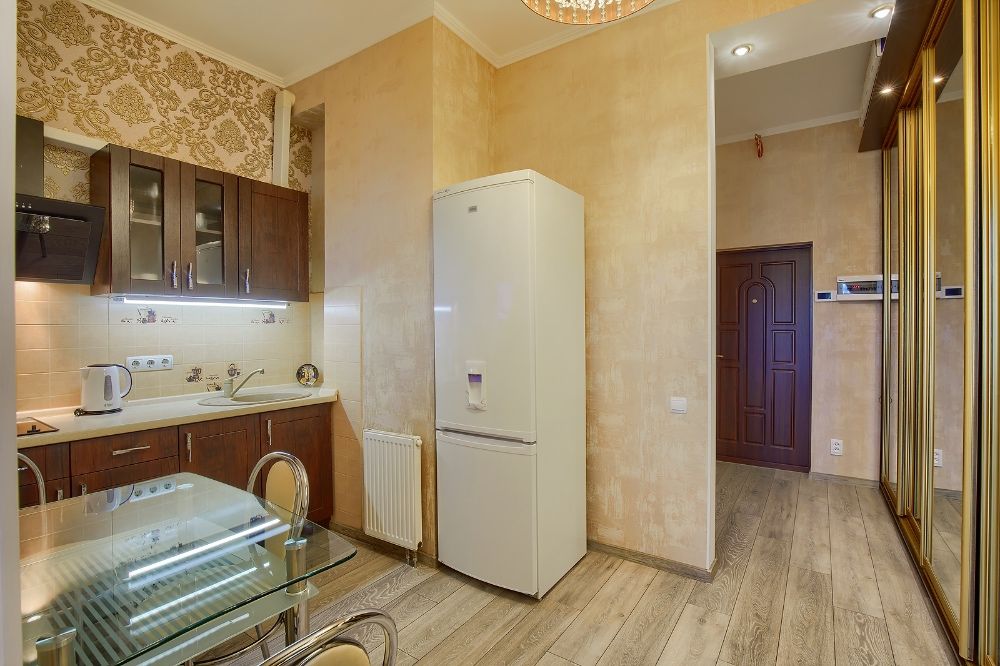 Квартира в Києві подобово біля метро