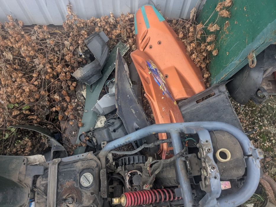 Продам 2 шт Хонда Дио 27