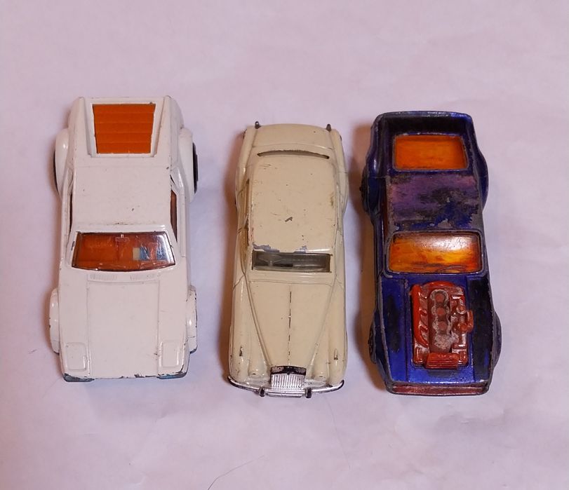 3 miniaturas antigas Matchbox