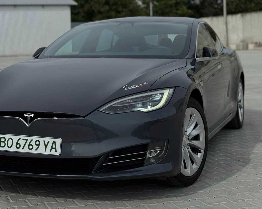 TESLA model s 2018