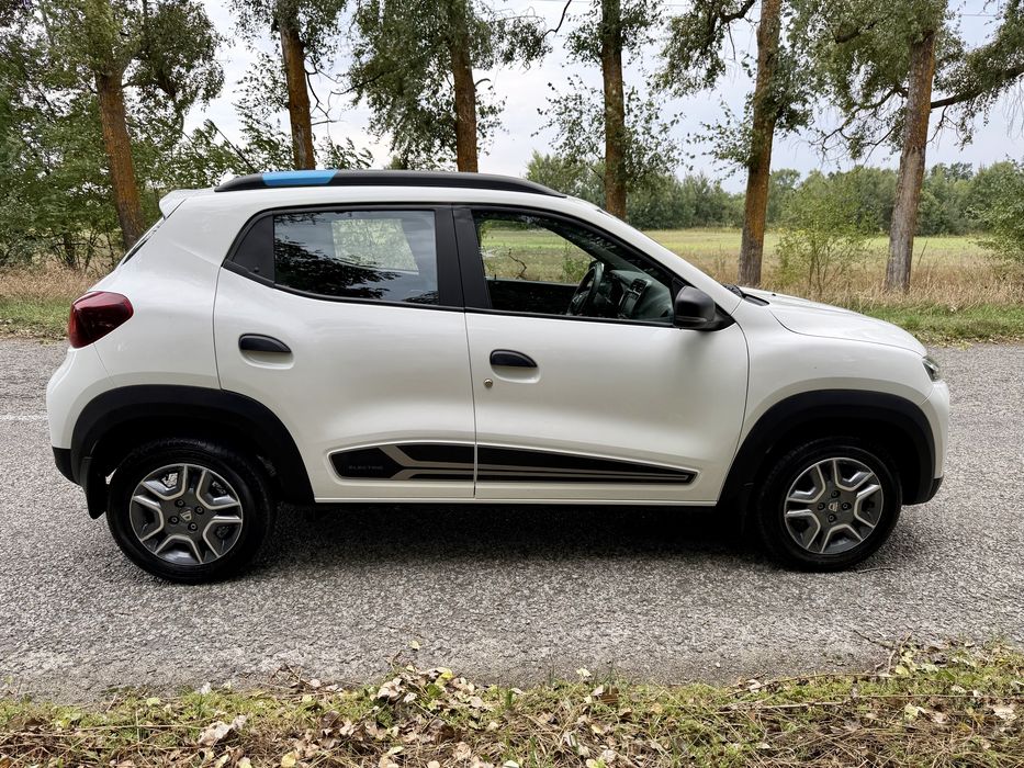 Автомобіль Dacia Spring 2021 33kW 27.4kWh 14000км