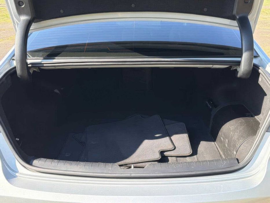 Hyundai Sonata Hybrid Limited      2017