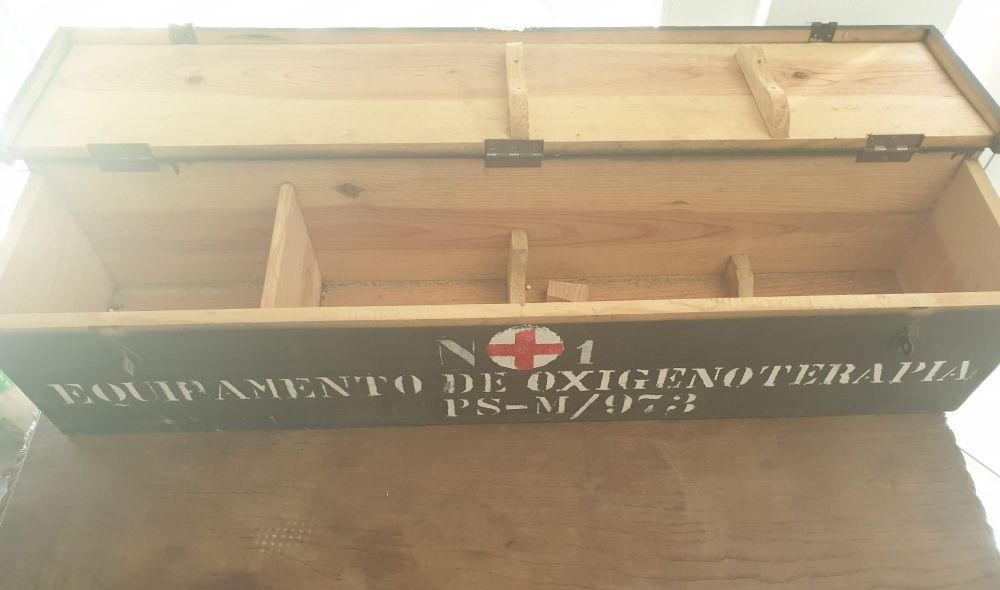 Caixa Colecção - Cruz Vermelha