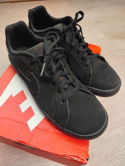 Buty NIKE Cour Royale GS eur 39 24,5 czarne praktycznie nowe. Skóra